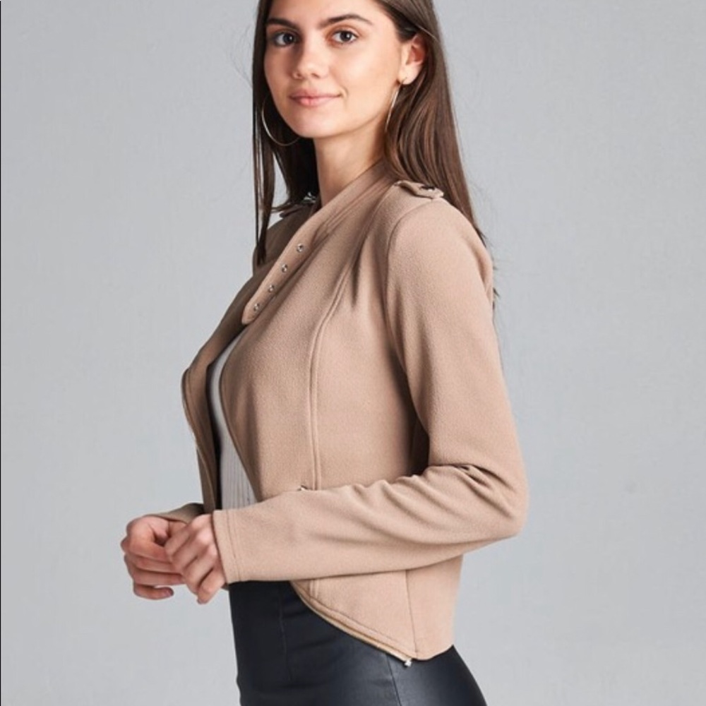 Jacket. - Picture 4 of 5